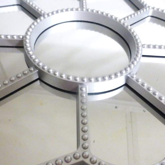 DEC1 - PAIR of MIRRORS Silver Frame MIRROR Flower Shape Living Room Laundry Room - Picture 2 of 9